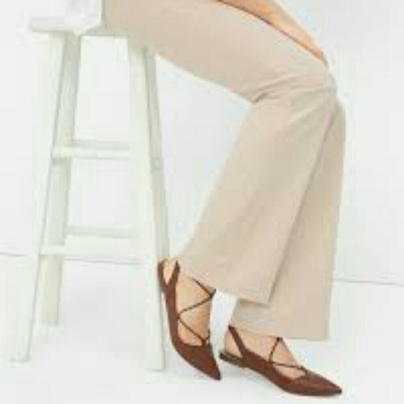 3for20 🎀 White House Black Market Lace Up Flats - Picture 2 of 8